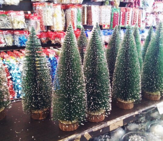 El árbol navideño es más viejo que la Navidad