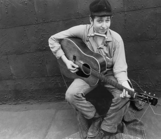 Cuando Bob Dylan transformó la música moderna