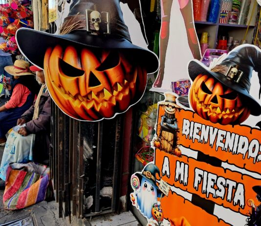 Halloween en color violeta